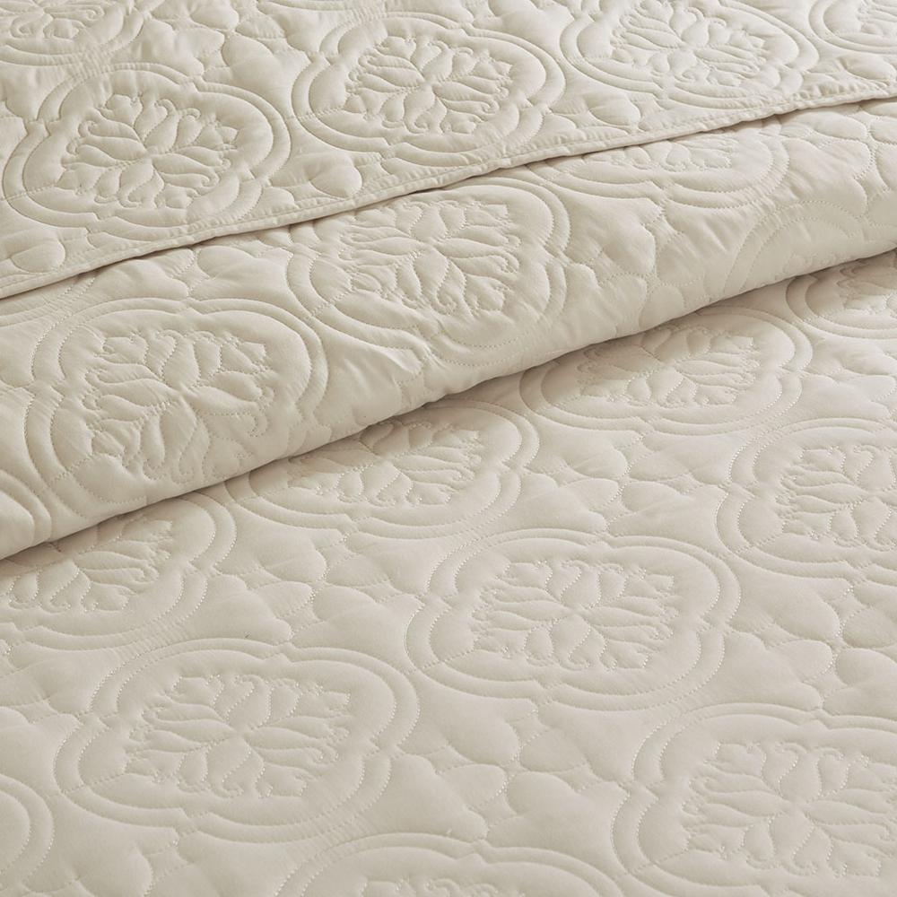 82304960