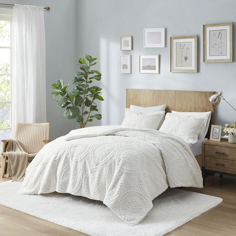 82223531