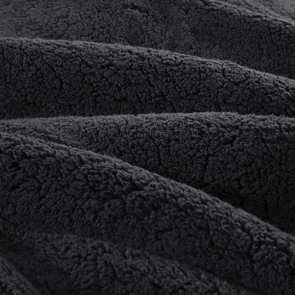 82303064